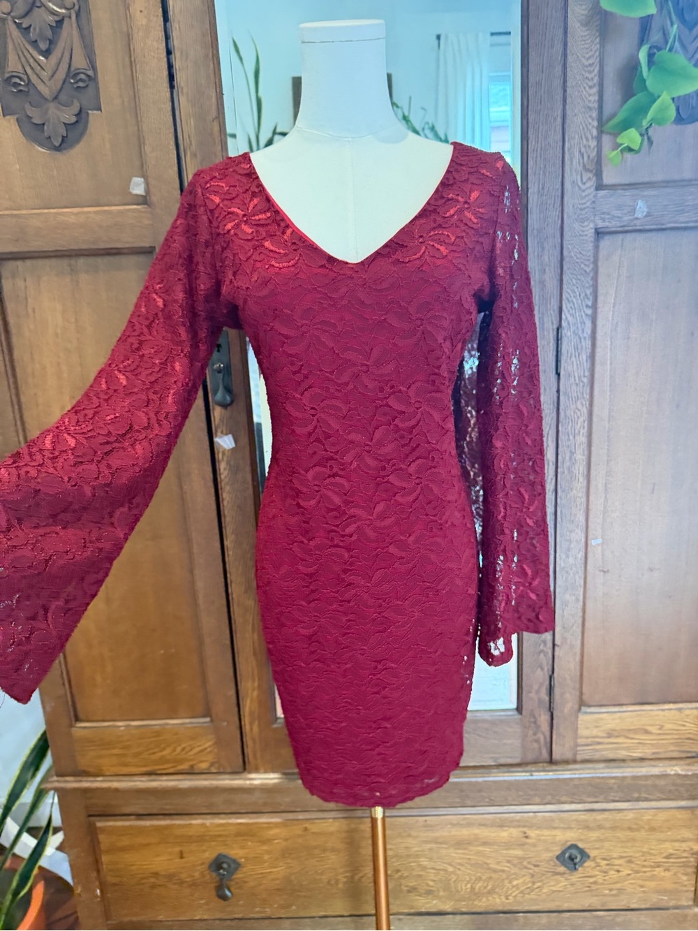 Vintage Y2K Charlotte Russe Burgundy Red Lace Bell Sleeve Mini Dress M, Romantic